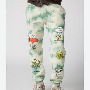 NWOT Parks Project X Peanuts Tie-Dye Sweatpant Size Medium